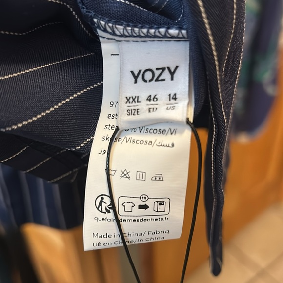 NAVY & WHITE Women’s Pinstripe NWT XXL(14 US) Pant Suit - Picture 10 of 10